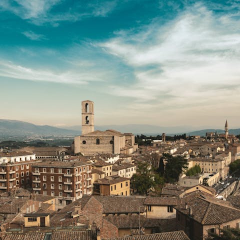 Drive to the medieval city of Perugia, one hour away