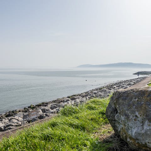 Stroll along Rhos-on-Sea's scenic promenade, right on your doorstep