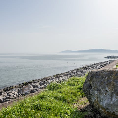 Stroll along Rhos-on-Sea's scenic promenade, right on your doorstep