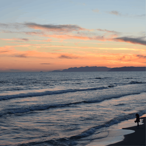 Stroll down to the beach in around fifteen minutes from your home in Marina di Pietrasanta