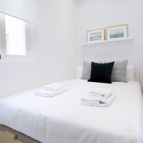 Wake up in the comfortable bedroom feeling rested and ready for another day of Madrid sightseeing