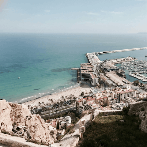Stay in the heart of Alicante, moments from Postiguet Beach