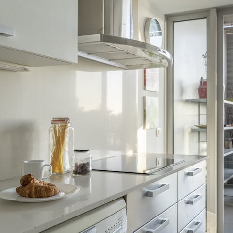Enjoy a light breakfast before doing some sightseeing