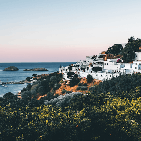 Discover the ancient sights of Lindos – a short distance away
