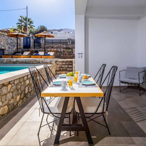 Find the perfect spot for Greek-inspired meals on the terrace