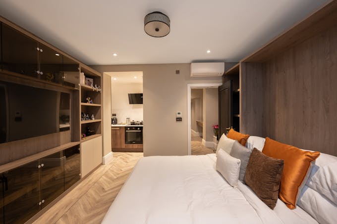 Mayfair Dreams