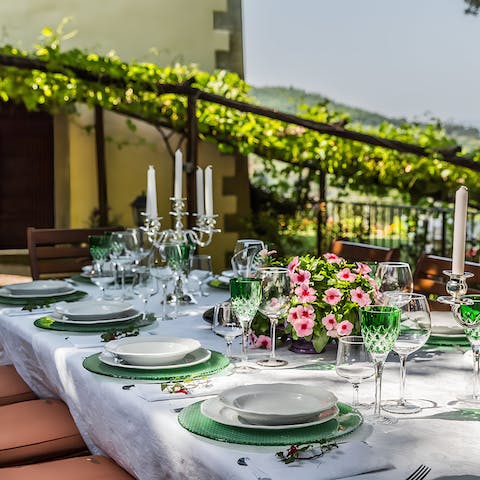 Have a private chef serve up some local Tuscan-inspired cuisine