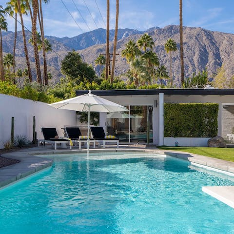 Dive into the pool with unreal views