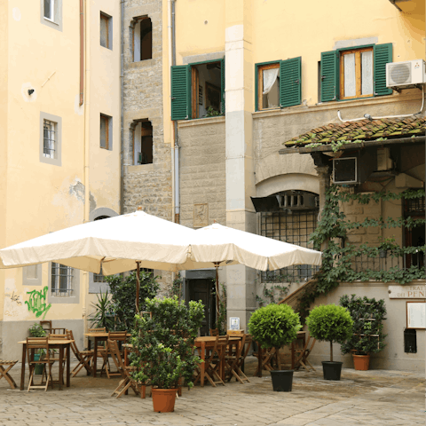 Pause for drinks in a traditional Italian restaurant