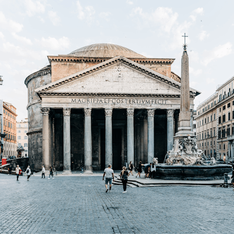Discover the must-see Pantheon – a fifteen-minute walk away