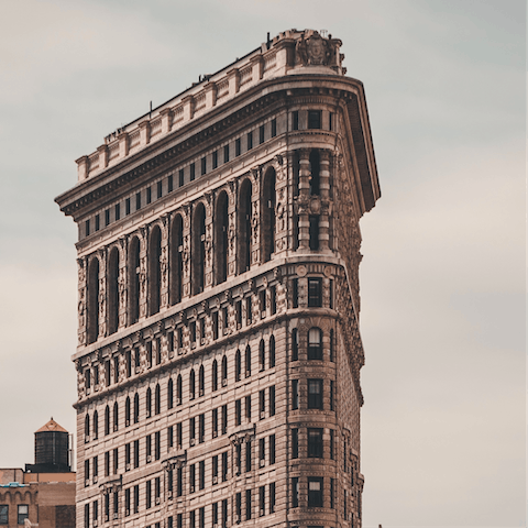 View iconic sights like the Flatiron Building, just over a mile away