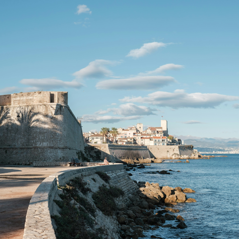 Drive half an hour along the coast to visit Antibes