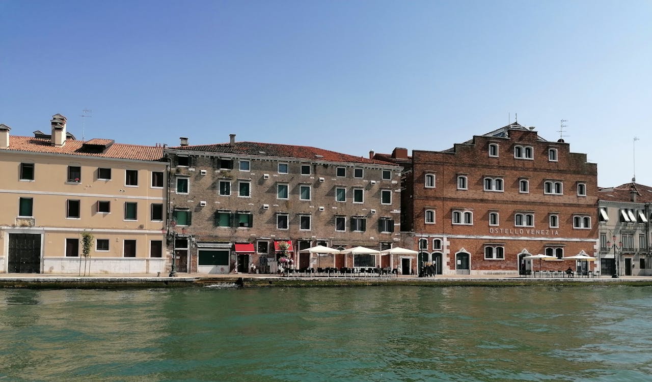 On the Giudecca, Veneto, Italy | Plum Guide, image size:1440x1080