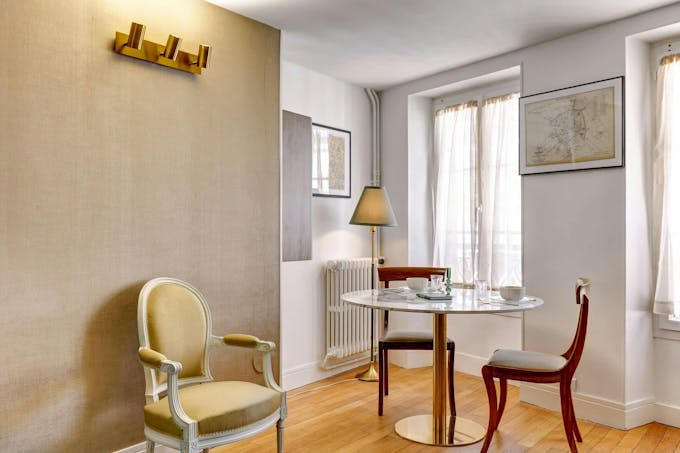 Parisian Cosy
