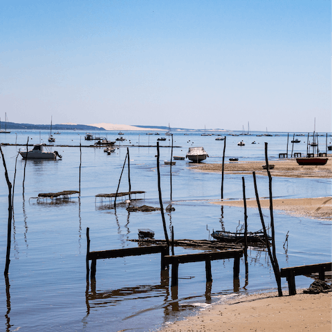 Sunbathe on the popular sands of Plage d'Arcachon, just three minutes away on foot