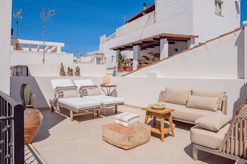 Catch up on your tan on your private rooftop terrace