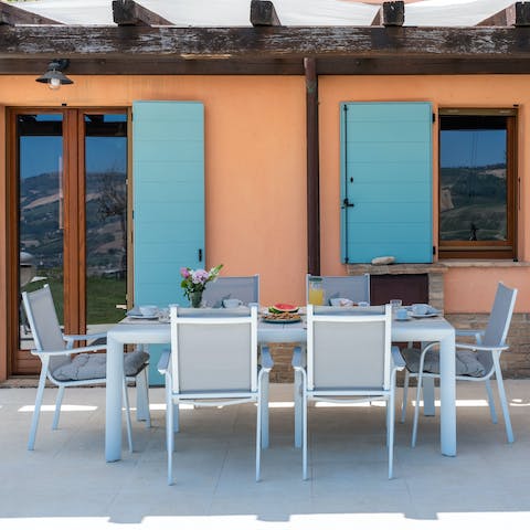 Serve up light lunches out of the heat of the midday sun