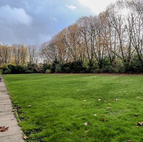 Take a stroll in the building's communal garden