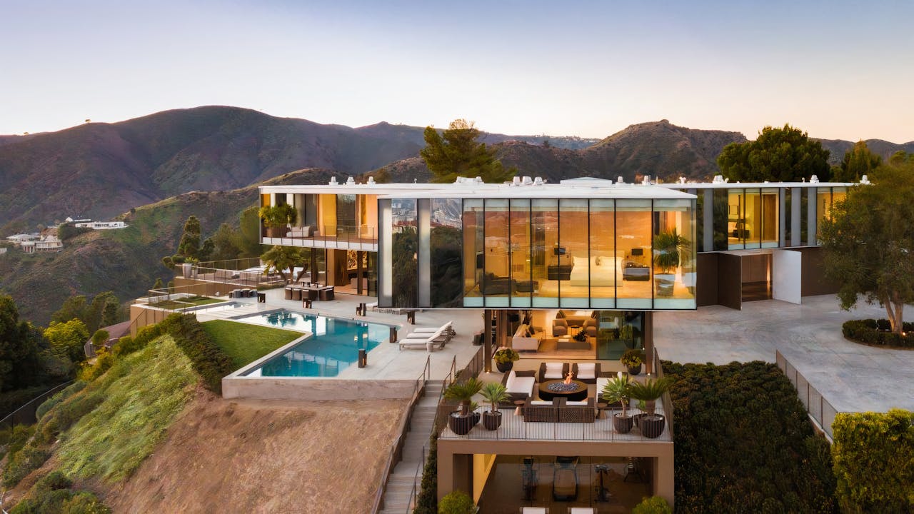 The Orum Residence, a UFO in Bel-Air