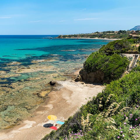 Walk just 100m down your private path to the beach of Spiaggia di Settefrati