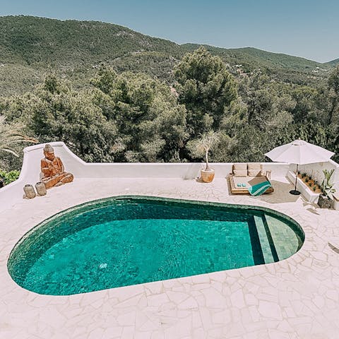 Cool off in the private pool with its impressive mountain backdrop