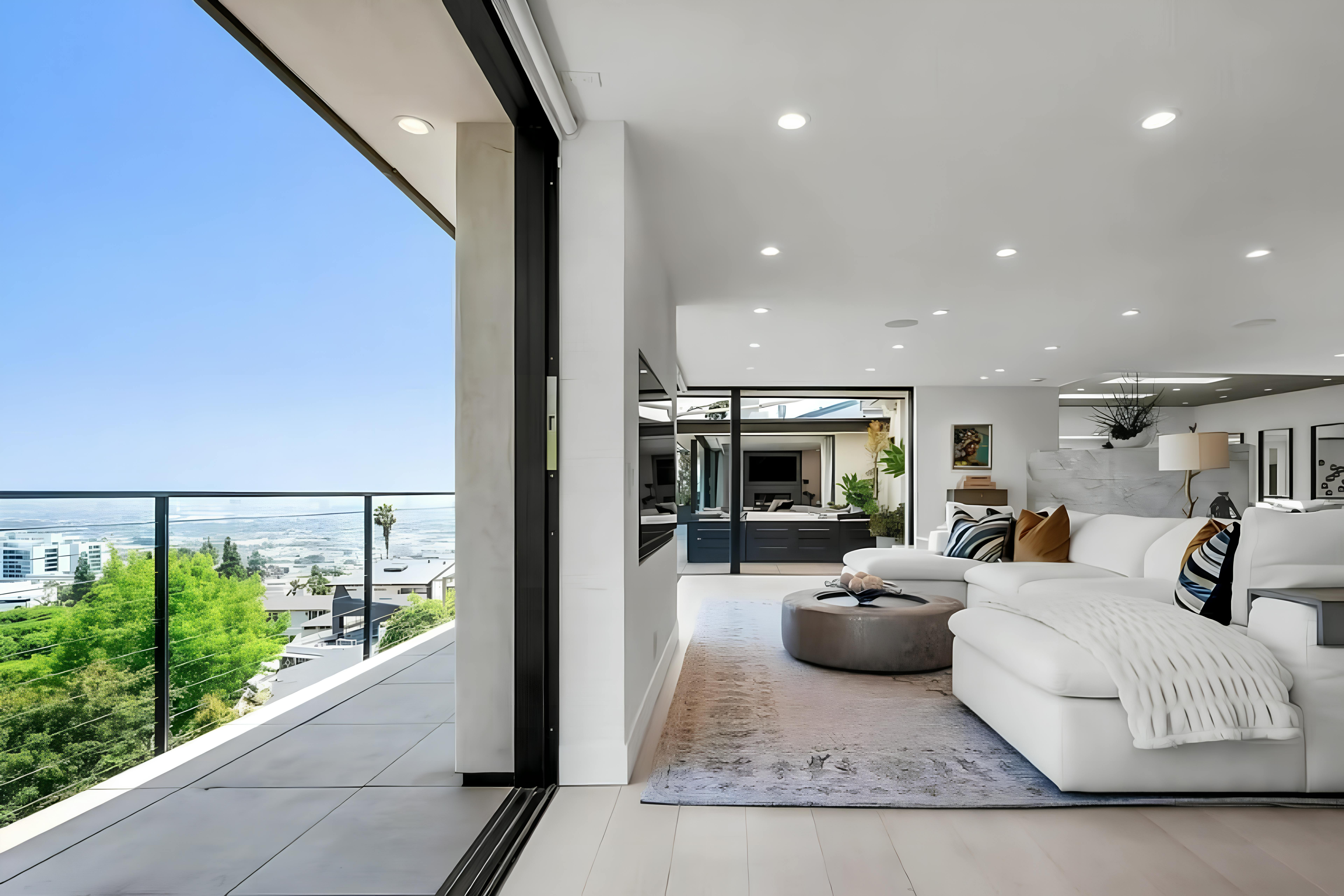 Stylish Peaktop Haven