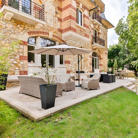 Enjoy warm weather in the beautiful grounds