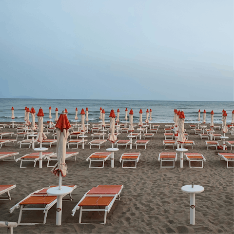 Enjoy a beach day at Castiglione della Pescaia – 30 kilometres away