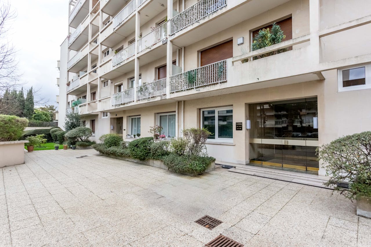 Apartment next to Louis Vuitton Fondation, Neuilly-sur-Seine