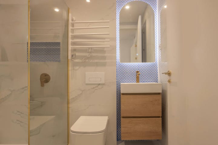 Bathroom photo