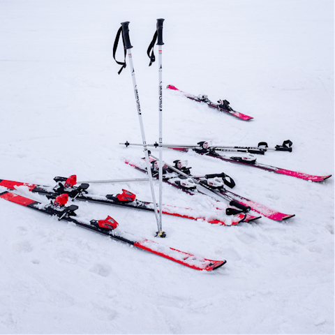 Walk to the ski lift in just ten minutes