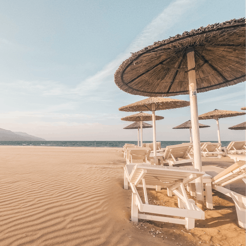 Discover the long sandy beaches and traditional tavernas of Almyrida