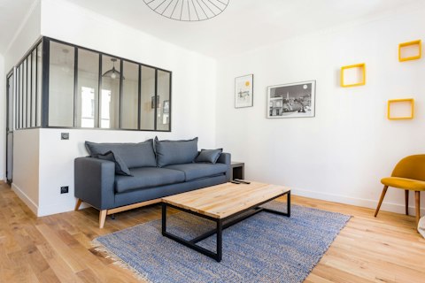 Plan your Paris itinerary from the bright living space