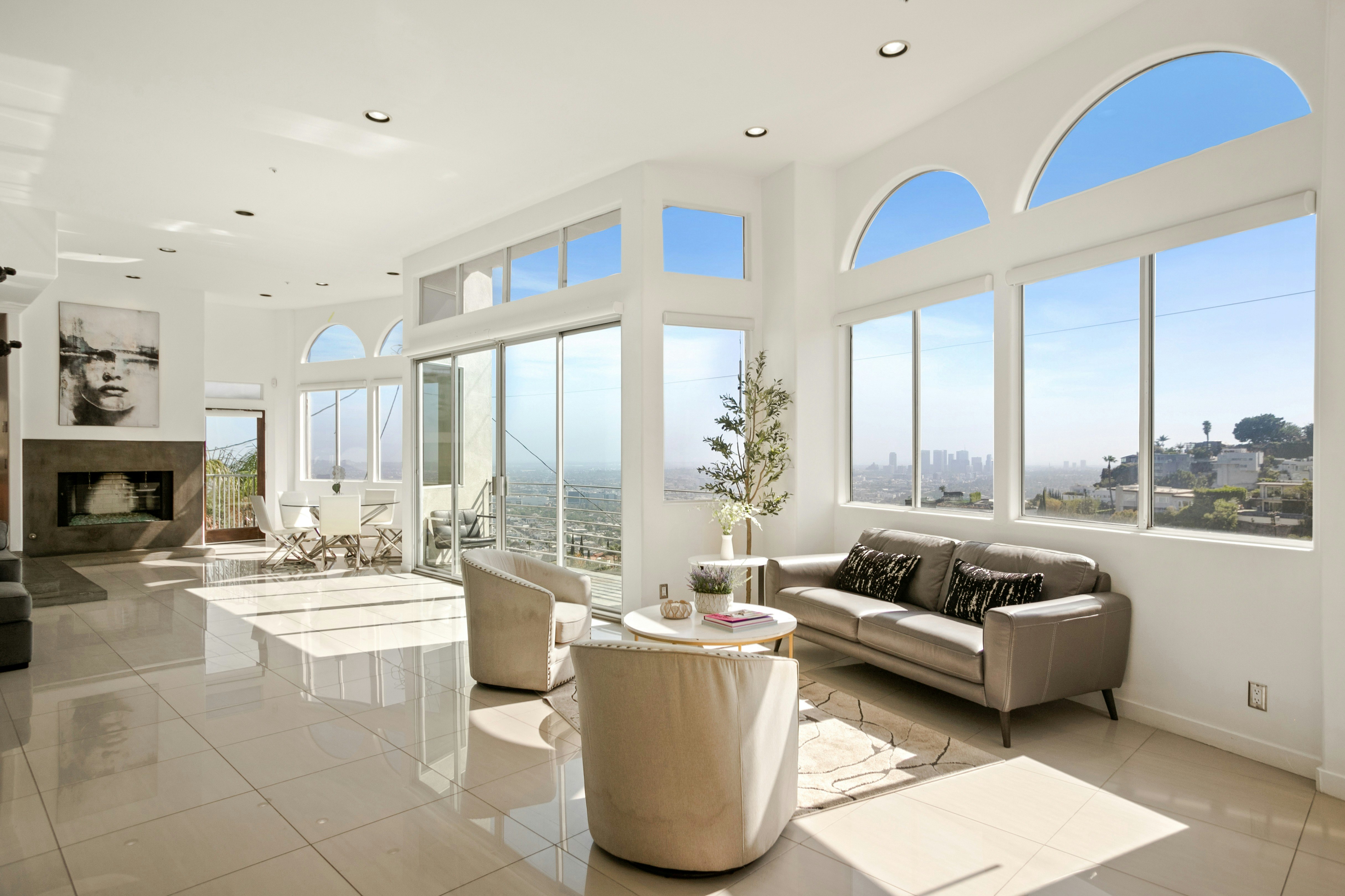 Celebrity Grandeur Homes