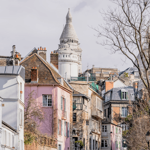 Explore the neighbourhood, including nearby Montmartre