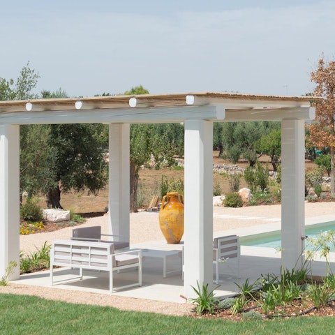 Enjoy a chilled glass of Prosecco in the shade