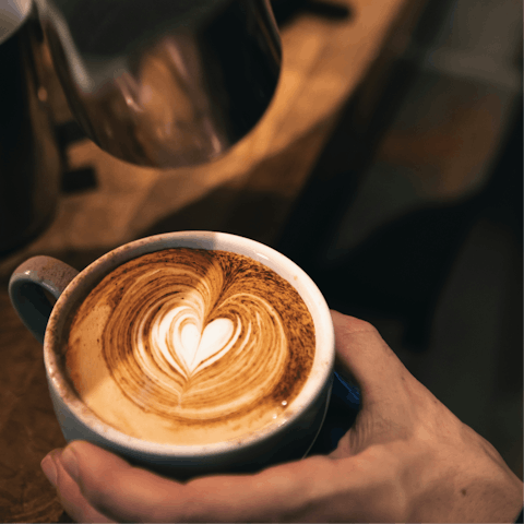 Wander through Wimbledon to a local cafe