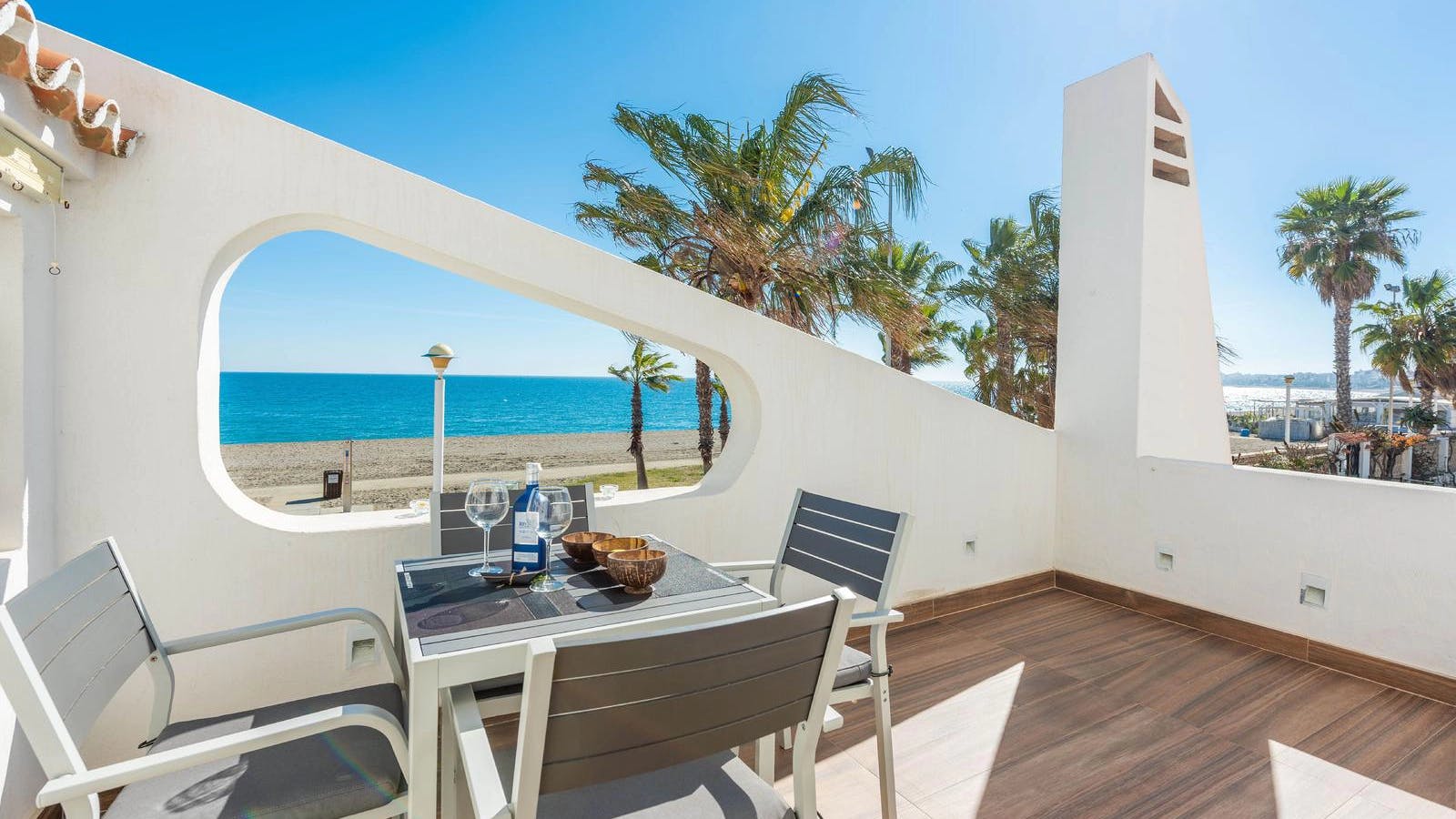 Sunshine On The Summer Sea