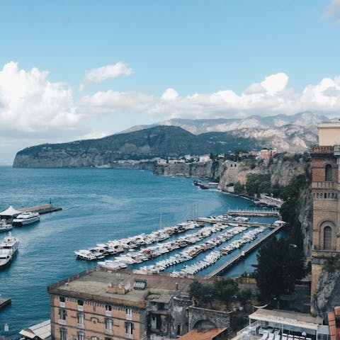 Stay in the centre of Sorrento, surrounded by bars and restaurants
