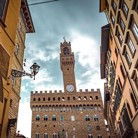 Stroll a few minutes along the river to Piazza della Signoria