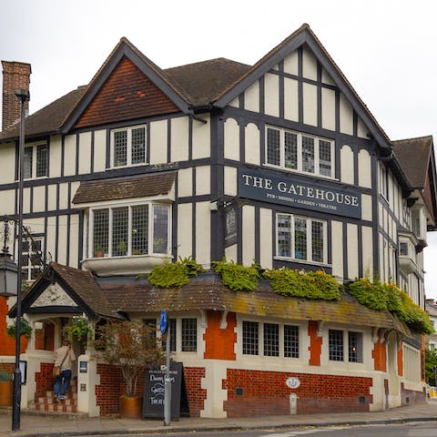 Explore the historic pubs and fabulous restaurants of your Tufnell Park locale