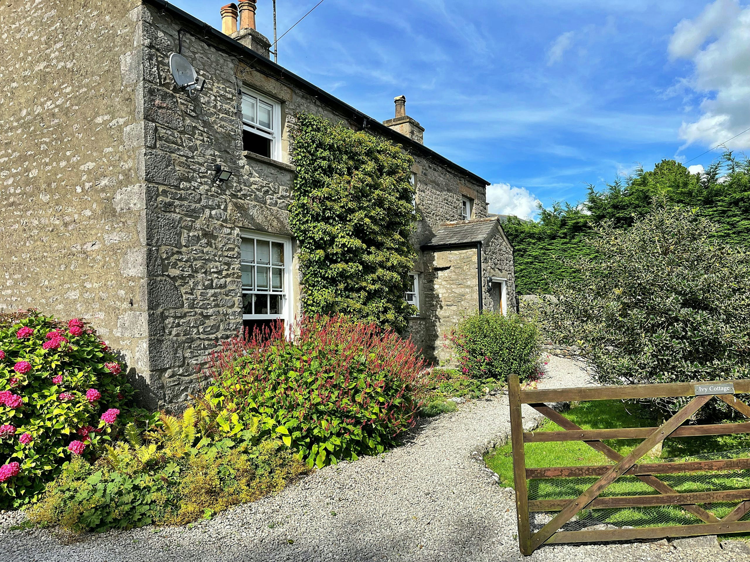 Casterton Gardens