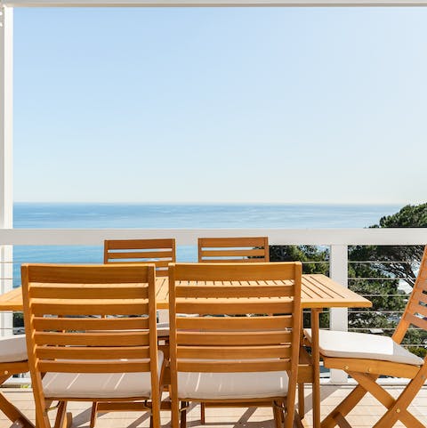 Serve up barbecue meals at the alfresco dining area while gazing at the dreamy ocean vistas