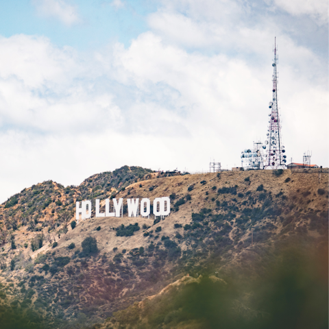 Immerse yourself in the world-famous scenery of the Hollywood Hills, home to the iconic Hollywood sign