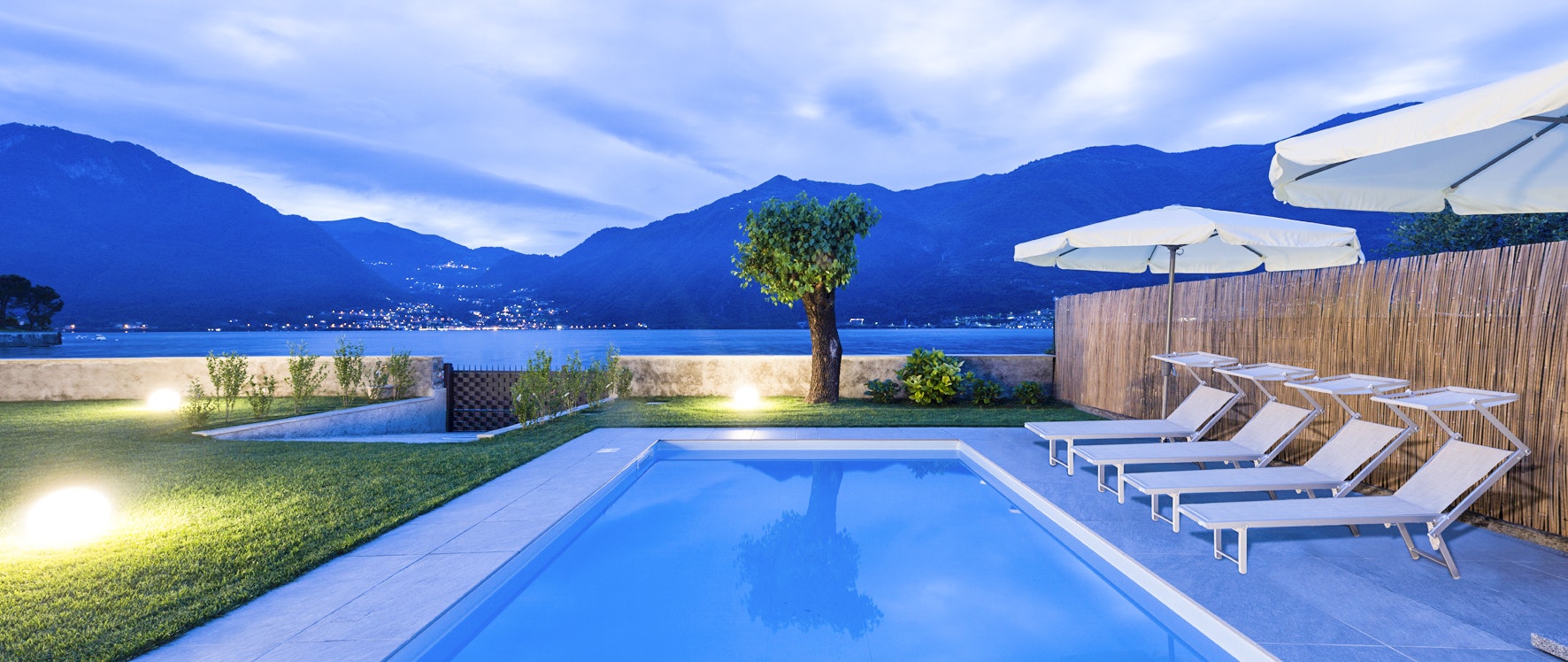 Lakeshore Wanderlust