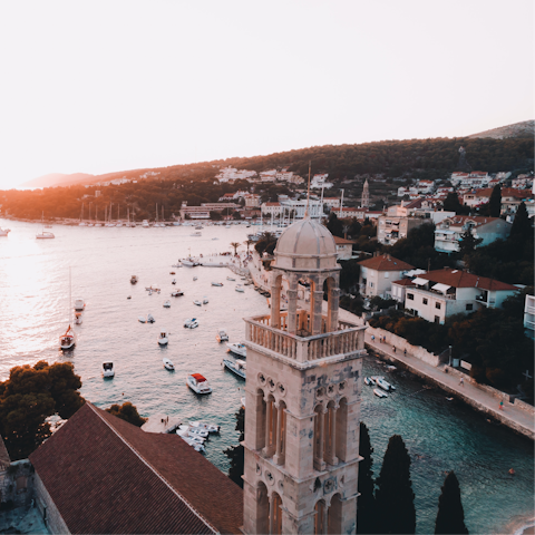 Discover Dalmatia’s charming towns and hidden coves