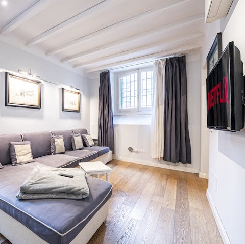 Relax in front of your favourite TV show after a busy day sightseeing