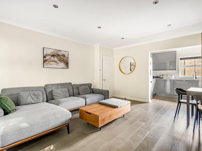 Bermondsey Abode