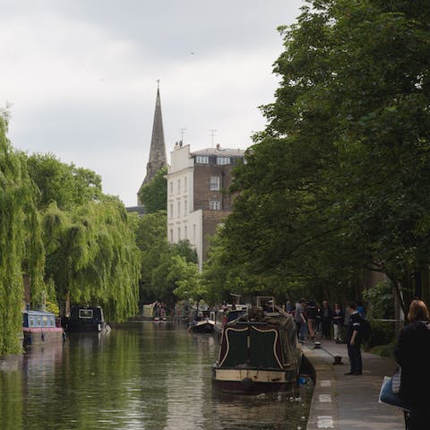 Amble along Regent's Canal to Broadway Farmer's Market, just twenty-minutes on foot
