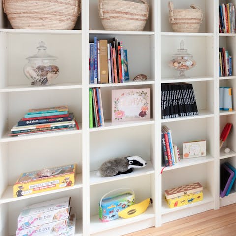 Keep the kids entertained with a generous supply of board games and books